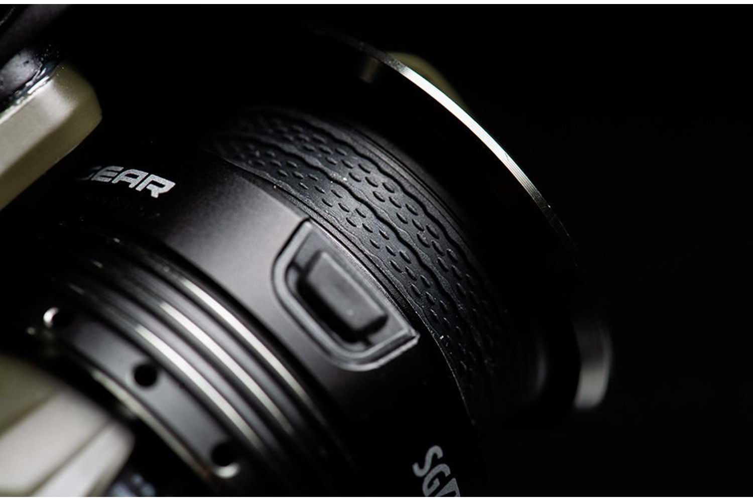 Savage Gear SG4C 3000 FD 10+1BB Olta Makinesi